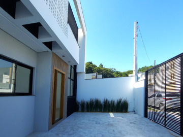 Casa Geminada - Venda - Rio Pequeno - Camboriú - SC